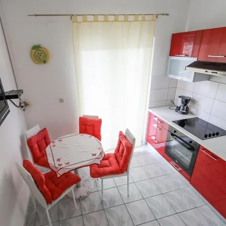 Apartments Lopar * לופאר