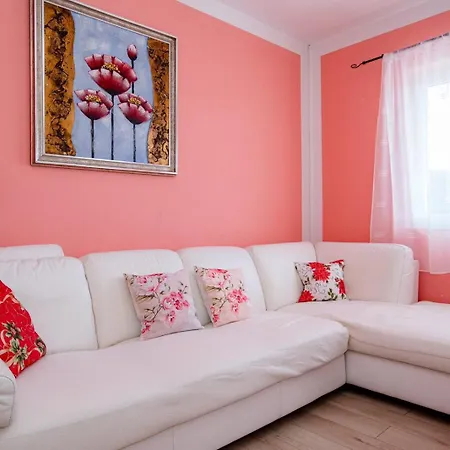 Apartments Lopar * ロパール