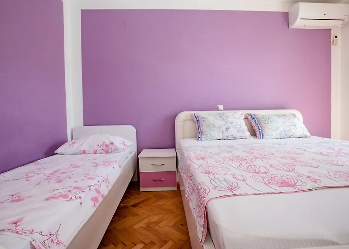 Apartments Lopar 아파트 *