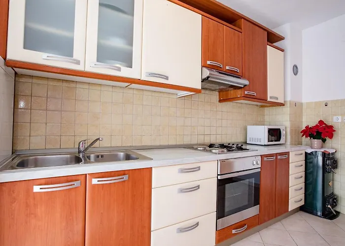 Apartments Lopar Apartment *