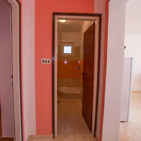 Apartments Lopar * Lopar