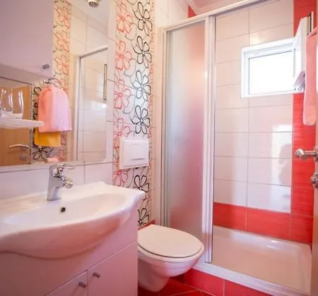 Apartments Lopar