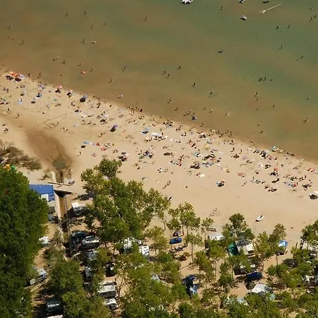 Apartment Apartments Lopar