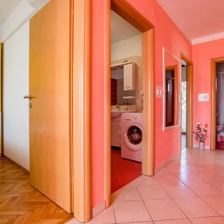 Apartments Lopar *