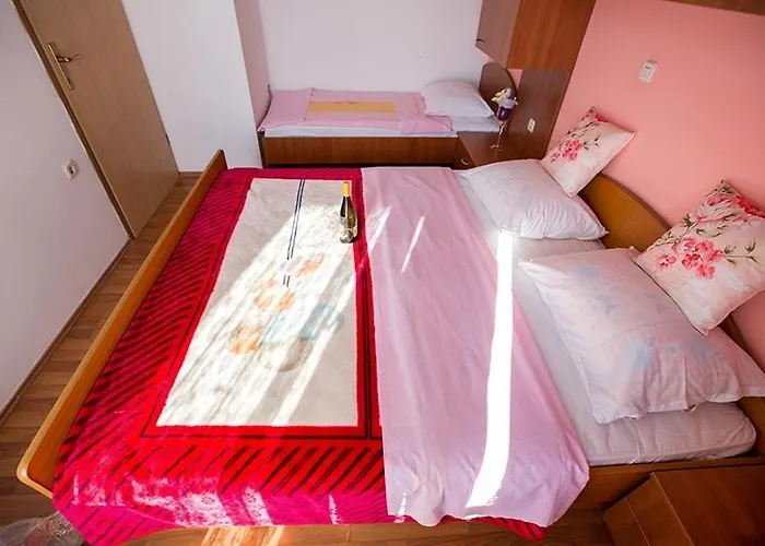 Apartments Lopar Lopar